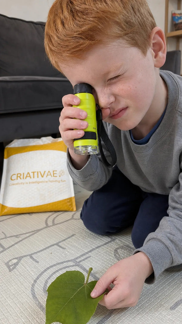 Microscopic Criativae - Portable Kids Microscope with 120x Zoom
