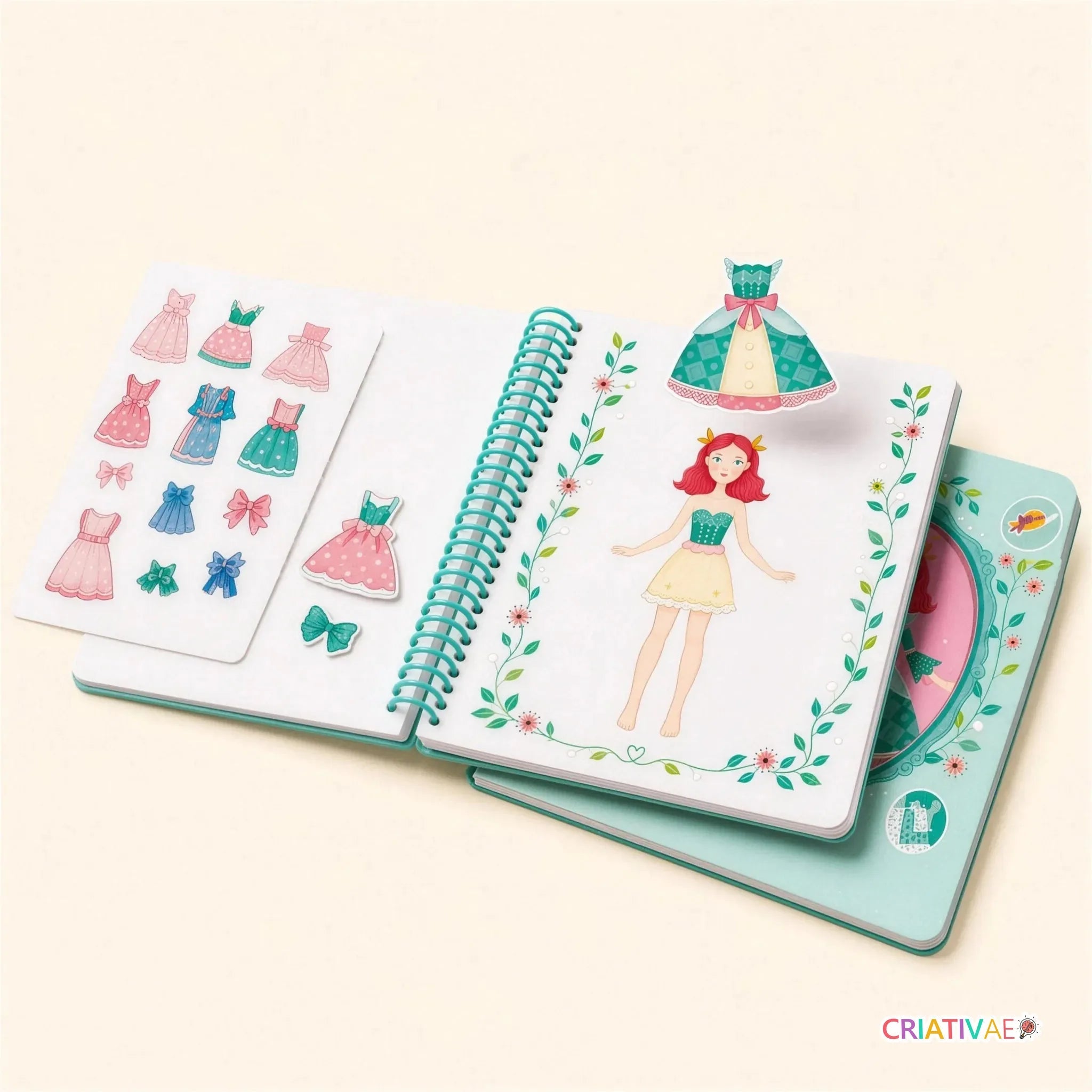 Fashion Atelier Criativae - Interactive Dress Up Doll Craft Book