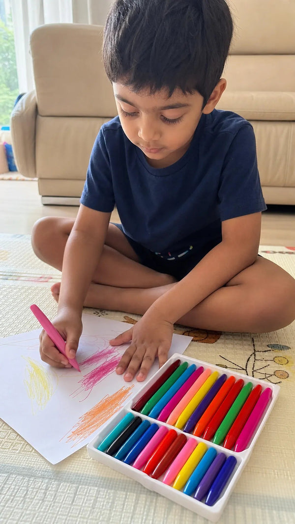 Clean Crayons Criativae - Mess Free Triangle Crayons for Kids