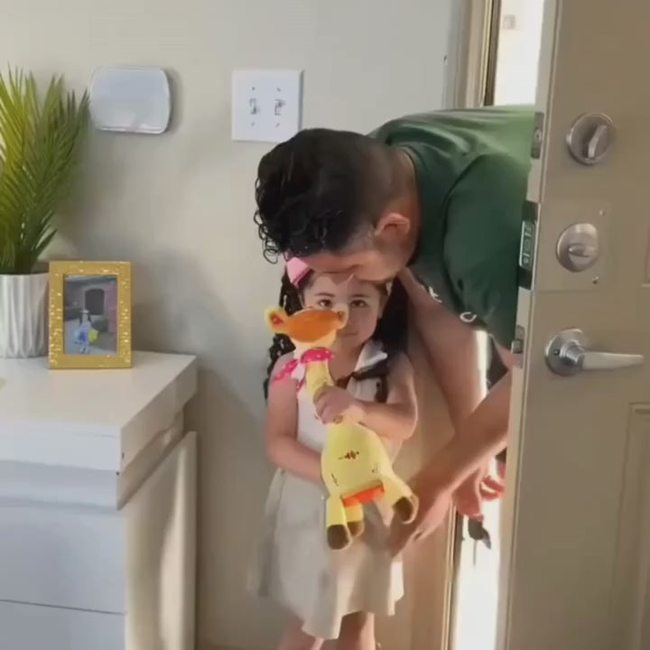 Dancing Giraffe Criativae - Talking Plush That Repeats Your Child