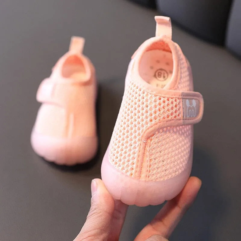 AirSteps Criativae - Breathable Mesh Baby Shoes for First Steps